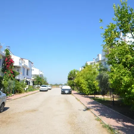Triplex With Pool فيلة أنطاليا