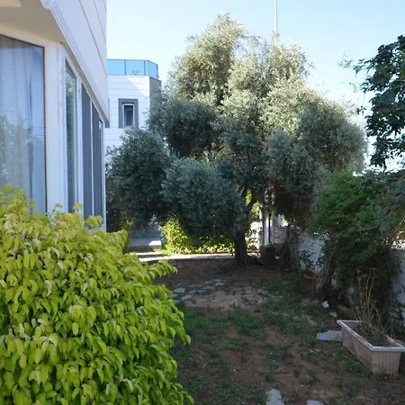 Villa Triplex With Pool Antalya