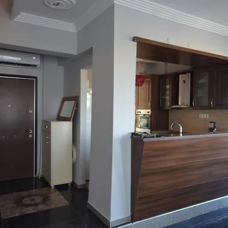 Villa Triplex With Pool Antalya